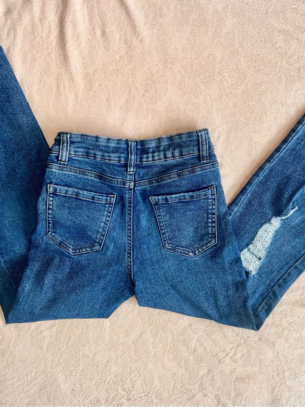 Indigo Rein Girls size 8 baggy jeans with Distressed Knee